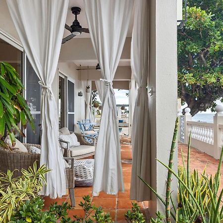 Tres Sirenas Beach Inn Ринкон Екстериор снимка