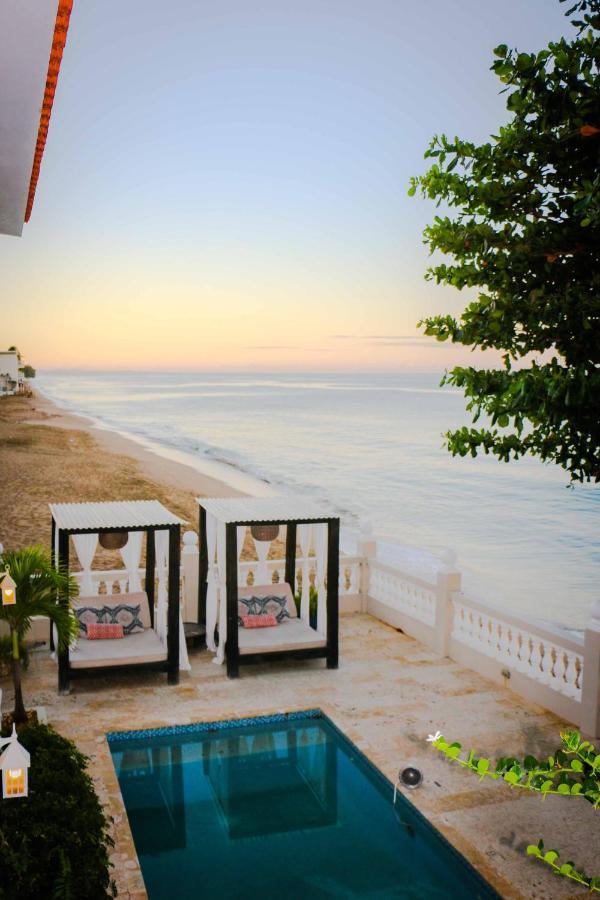 Tres Sirenas Beach Inn Ринкон Екстериор снимка