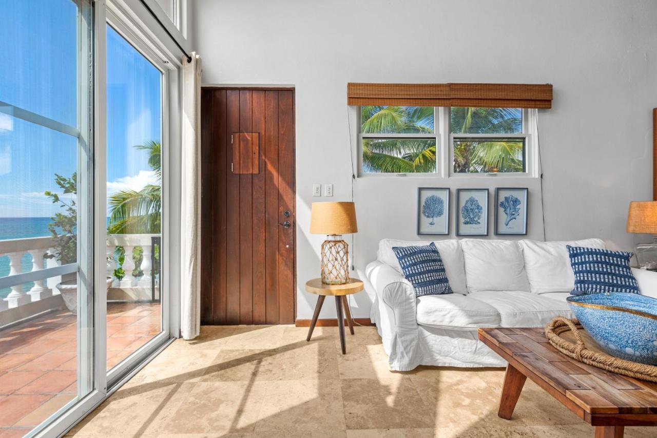 Tres Sirenas Beach Inn Ринкон Екстериор снимка