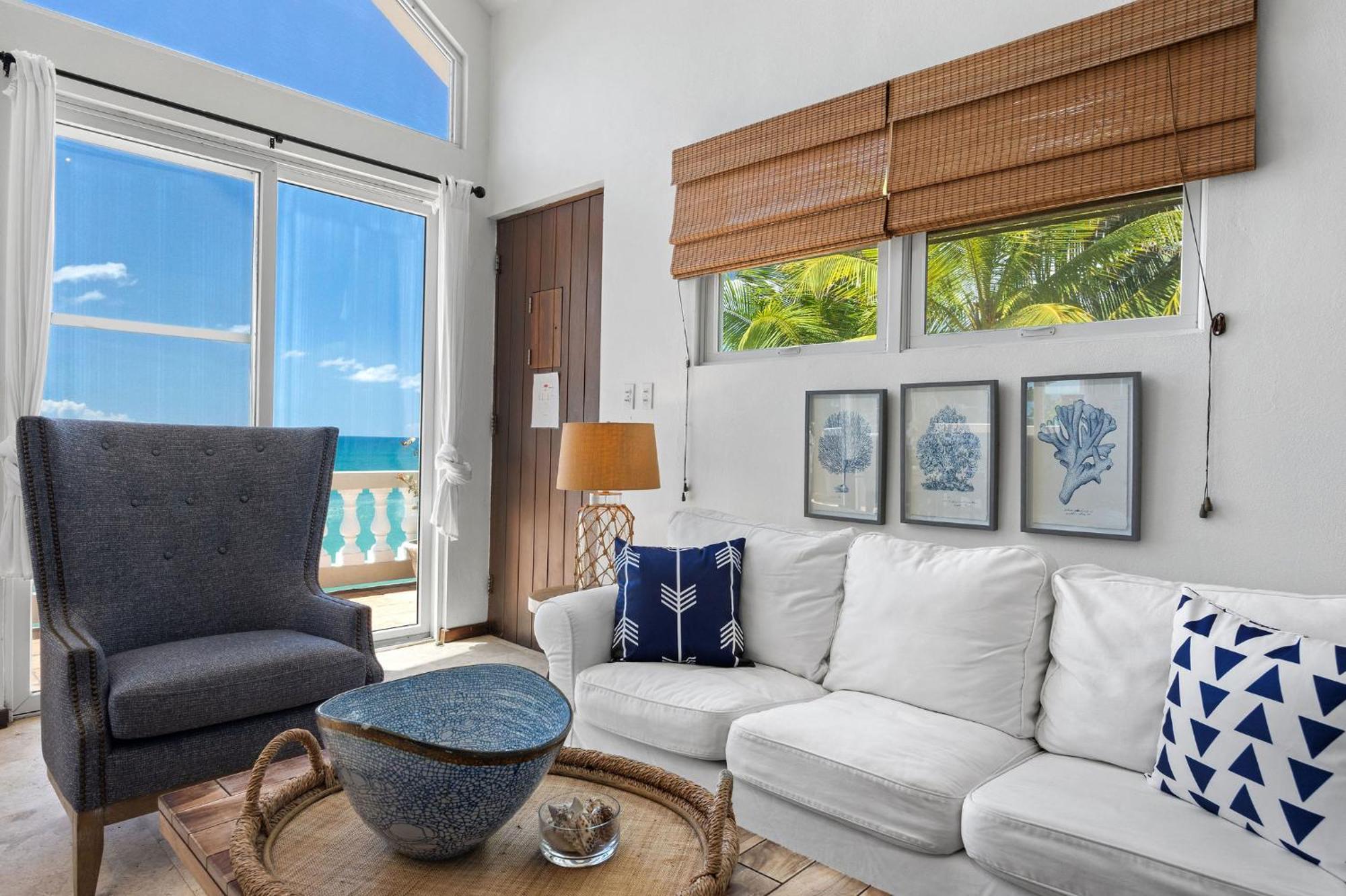 Tres Sirenas Beach Inn Ринкон Екстериор снимка