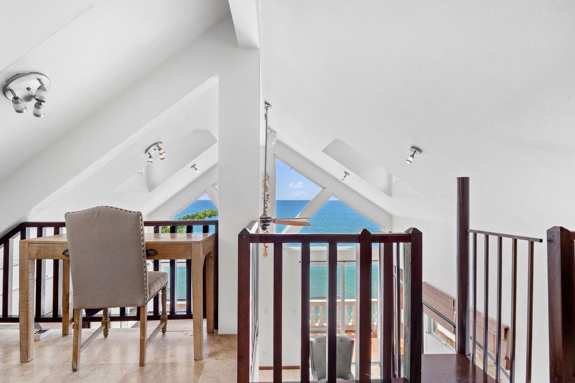 Tres Sirenas Beach Inn Ринкон Екстериор снимка